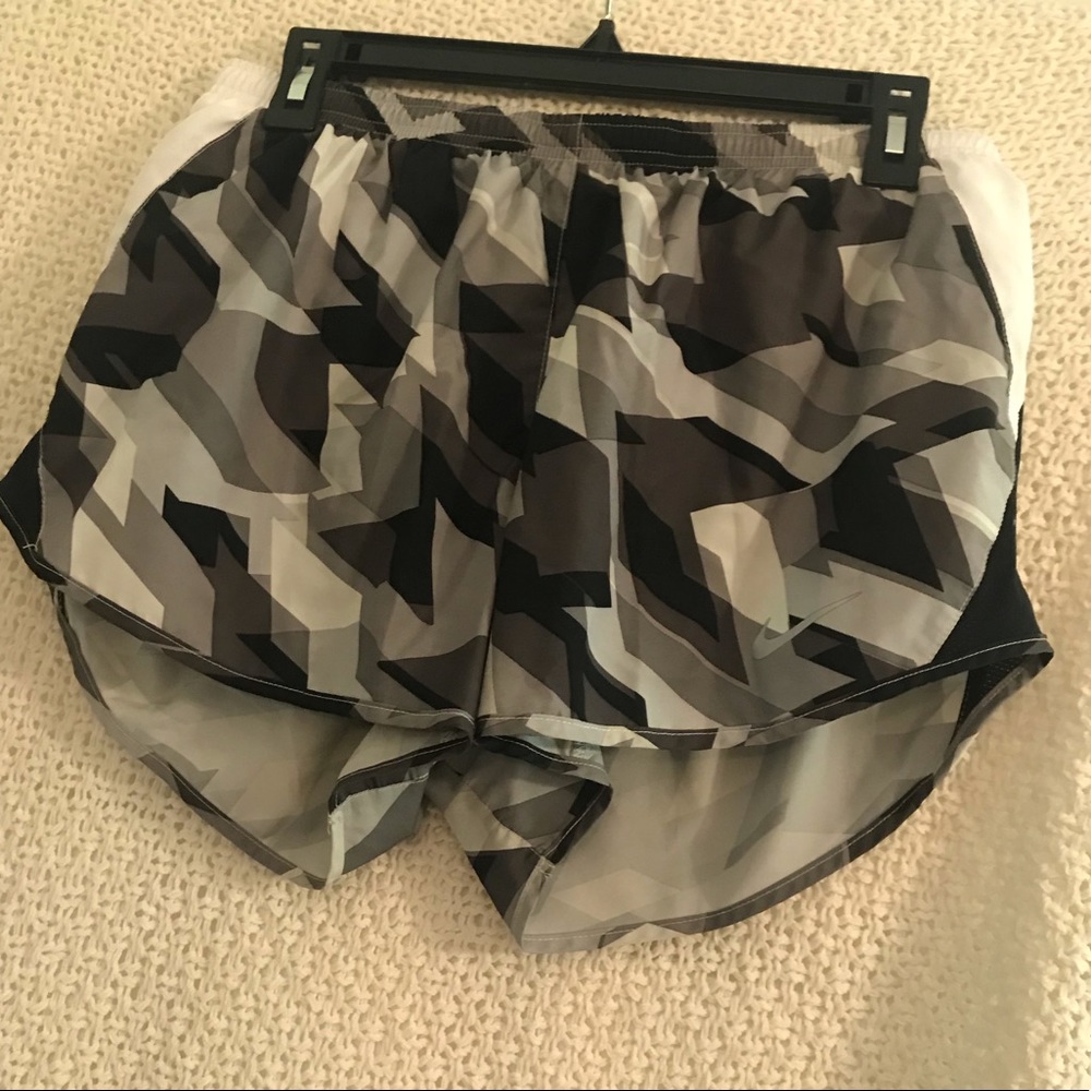 Grey and black nike shorty worn twice